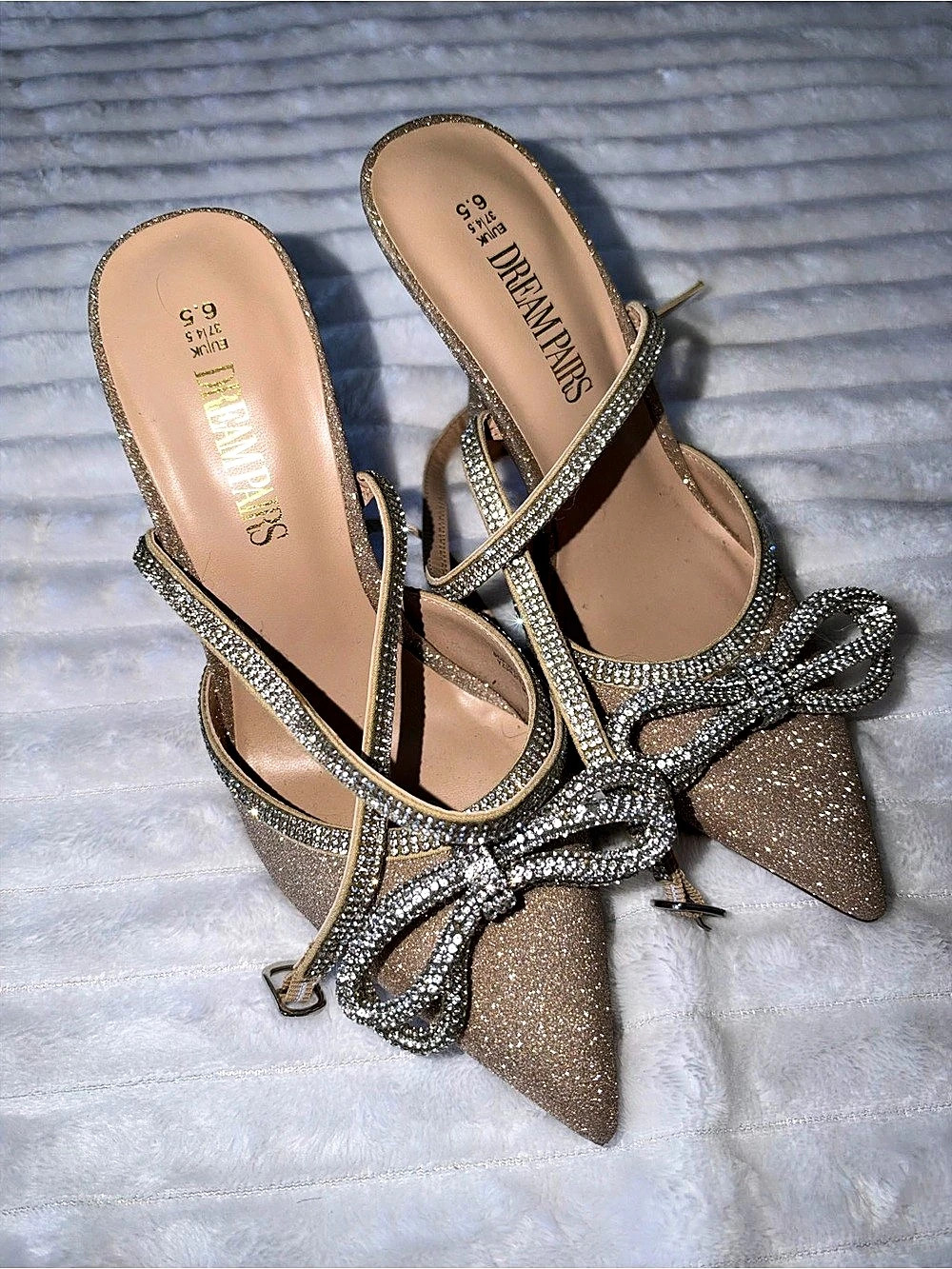 DREAM PAIRS Rhinestone Strapped Bow Heels LIKE NEW